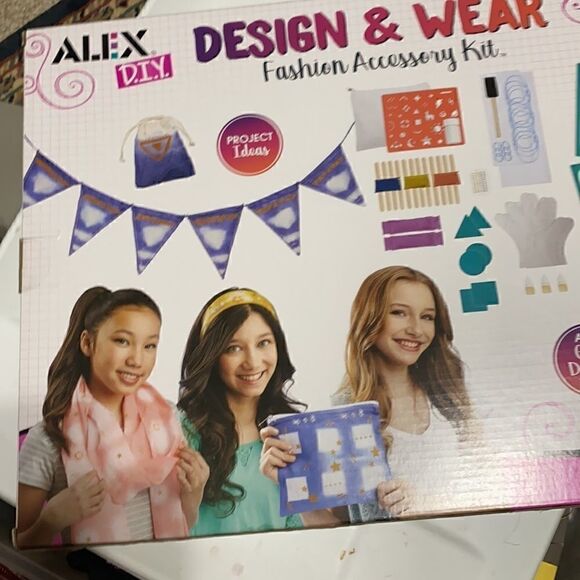 NWT Alex Design and Wear Fashion Accessory kit - Picture 3 of 9